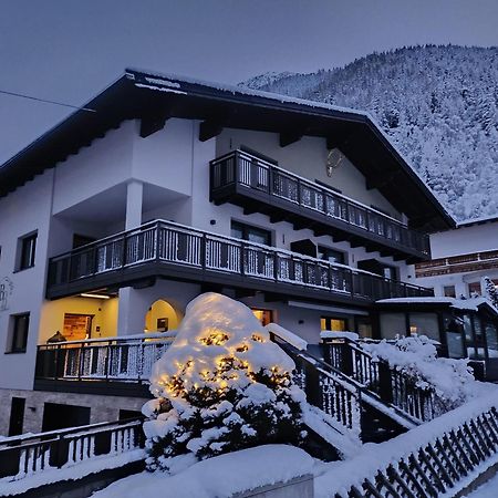 Hotel Bianca'S Bb Sölden Esterno foto