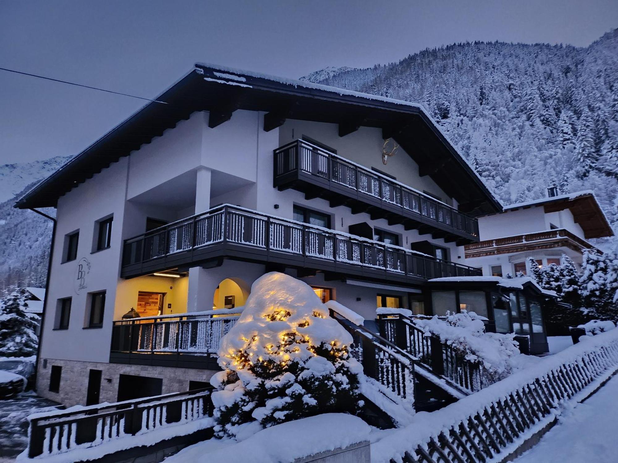 Hotel Bianca'S Bb Sölden Esterno foto